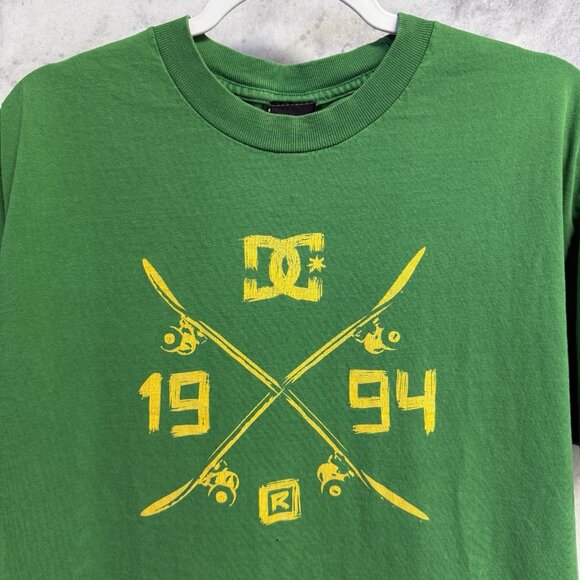 Vintage DC Skate T Shirt Mens Large Green Short Sleeve Y2K Skateboard - Picture 3 of 13